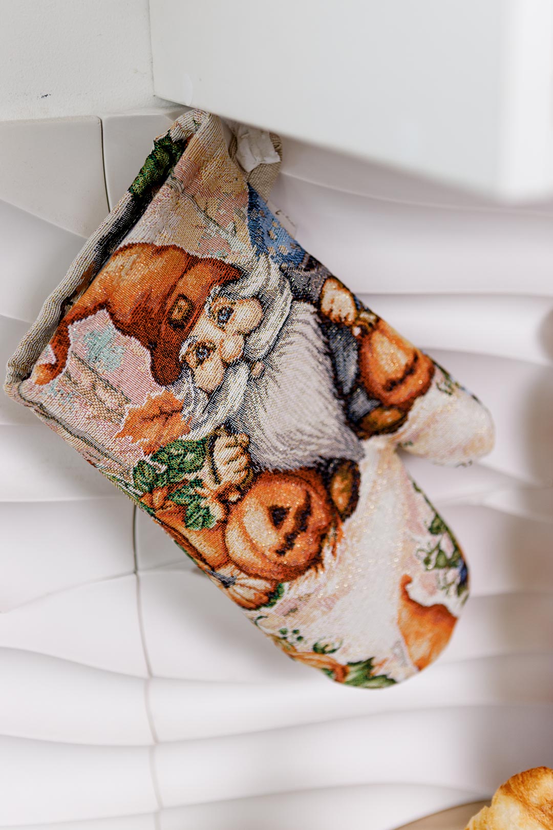 Autumn Gnomes Tapestry Kitchen Apron, Cup Coasters, Oven Mitten, Pot Holder Set | Thanksgiving Decor, Halloween Pumpkins Textile | Fall Harvest Table Decor