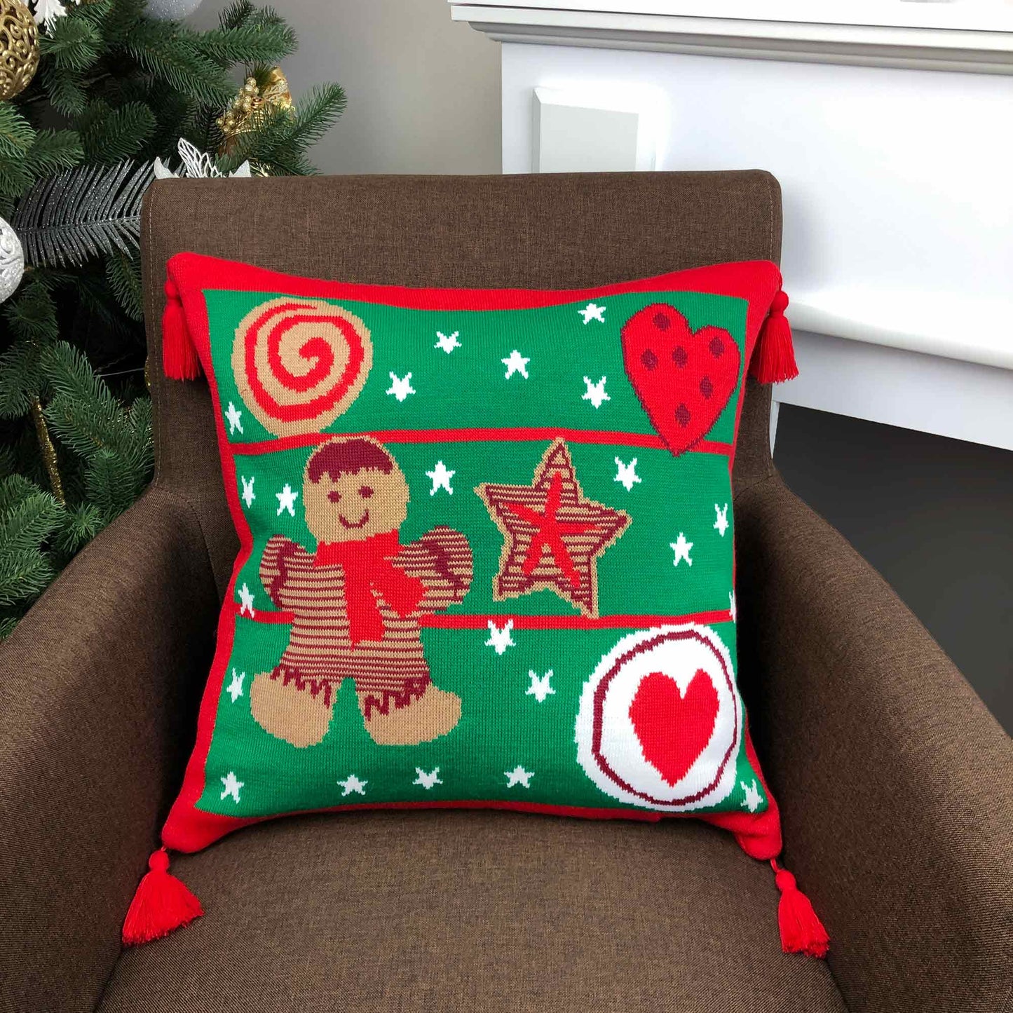 Green Knitted Blanket With Gingerbread Man Pattern | Festive Home Decor, Living Room Throw, Winter Holidays Present Idea For Family