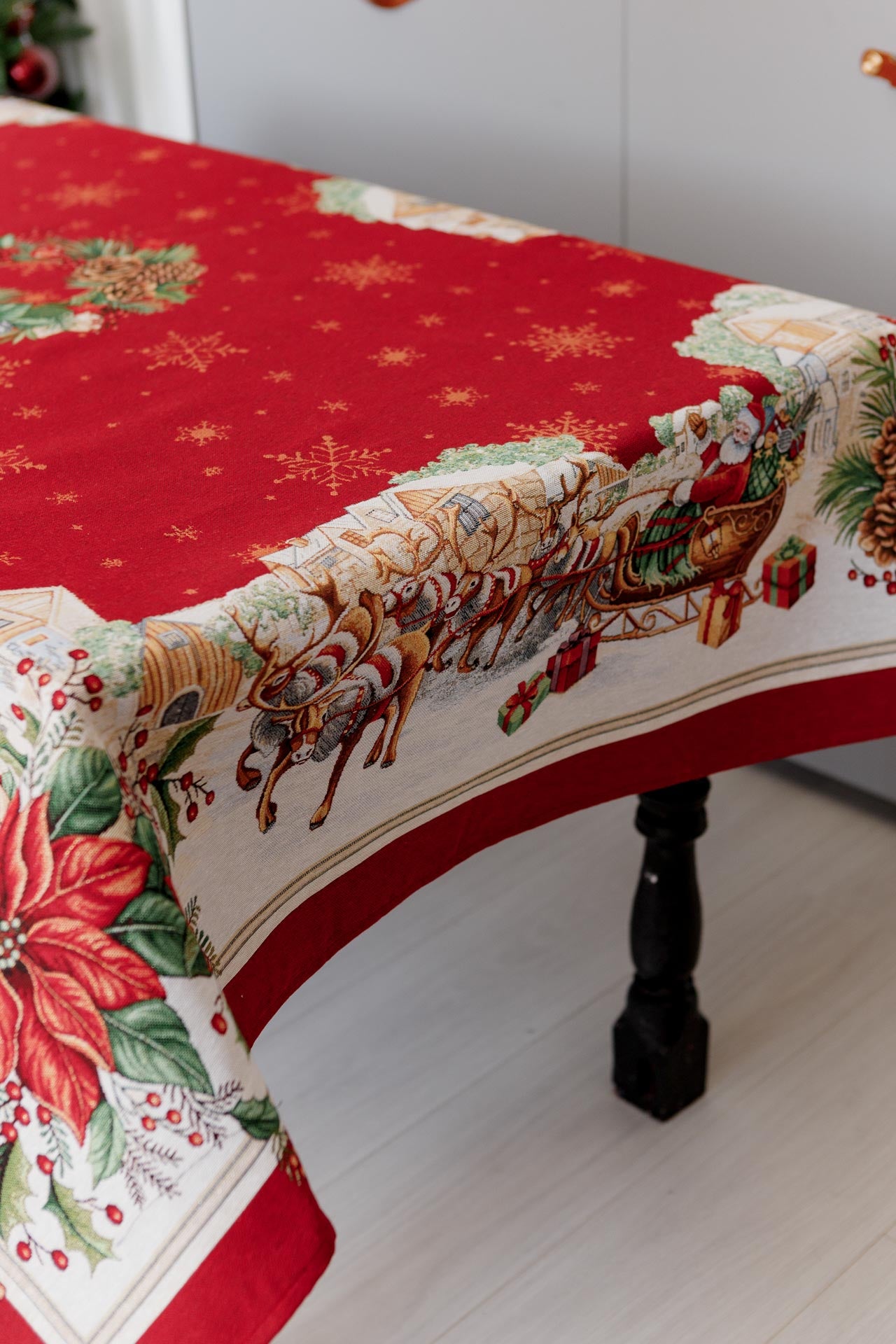 Red Christmas Santa Tapestry Tablecloth | Holiday Table Decor
