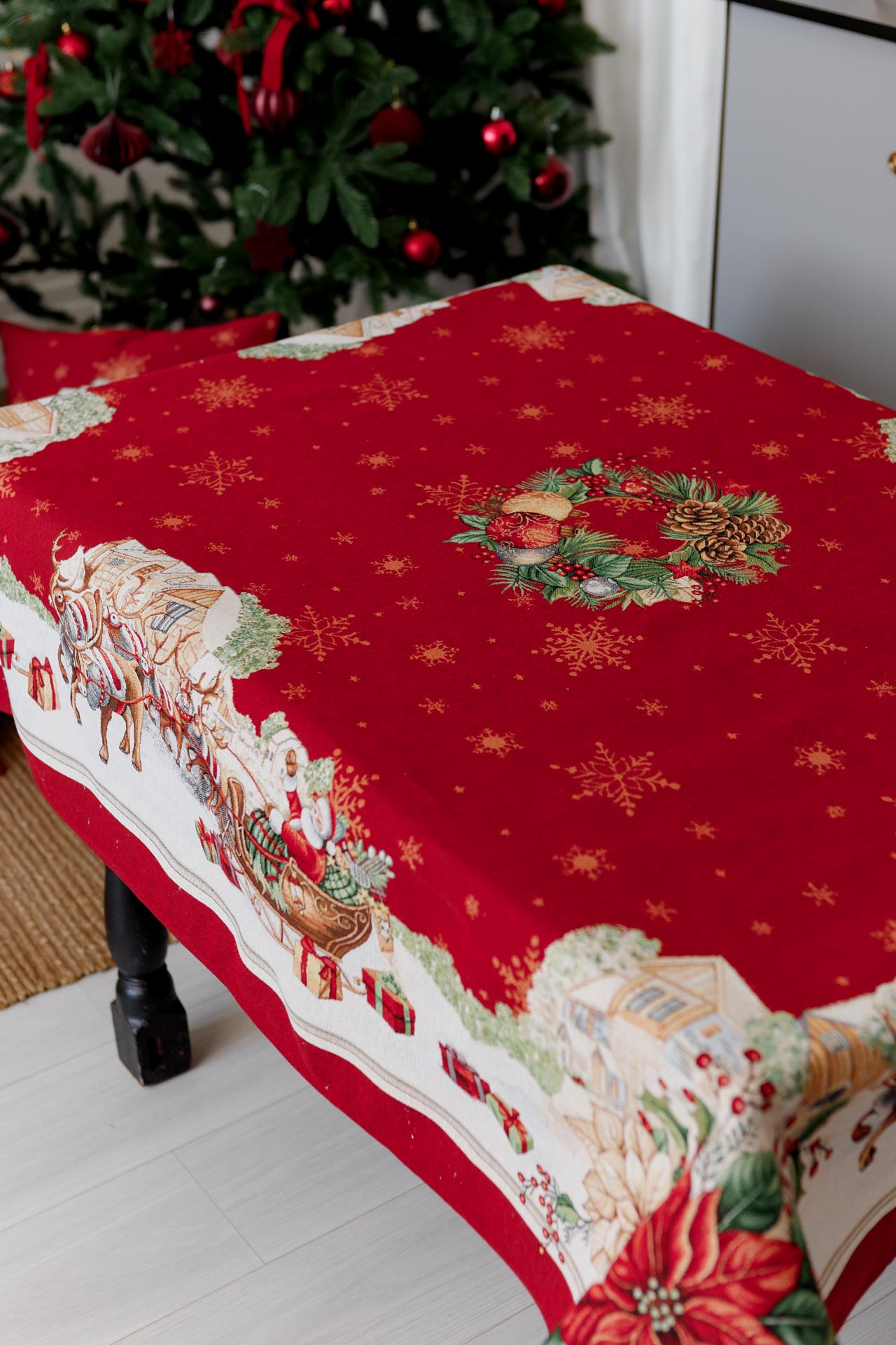 Red Christmas Santa Tapestry Tablecloth | Holiday Table Decor