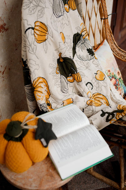 Knitted Pumpkin Blanket | Autumn Cozy Throw | Halloween and Thanksgiving Sofa Knit Throw | Fall Rustic Farmhouse Decor