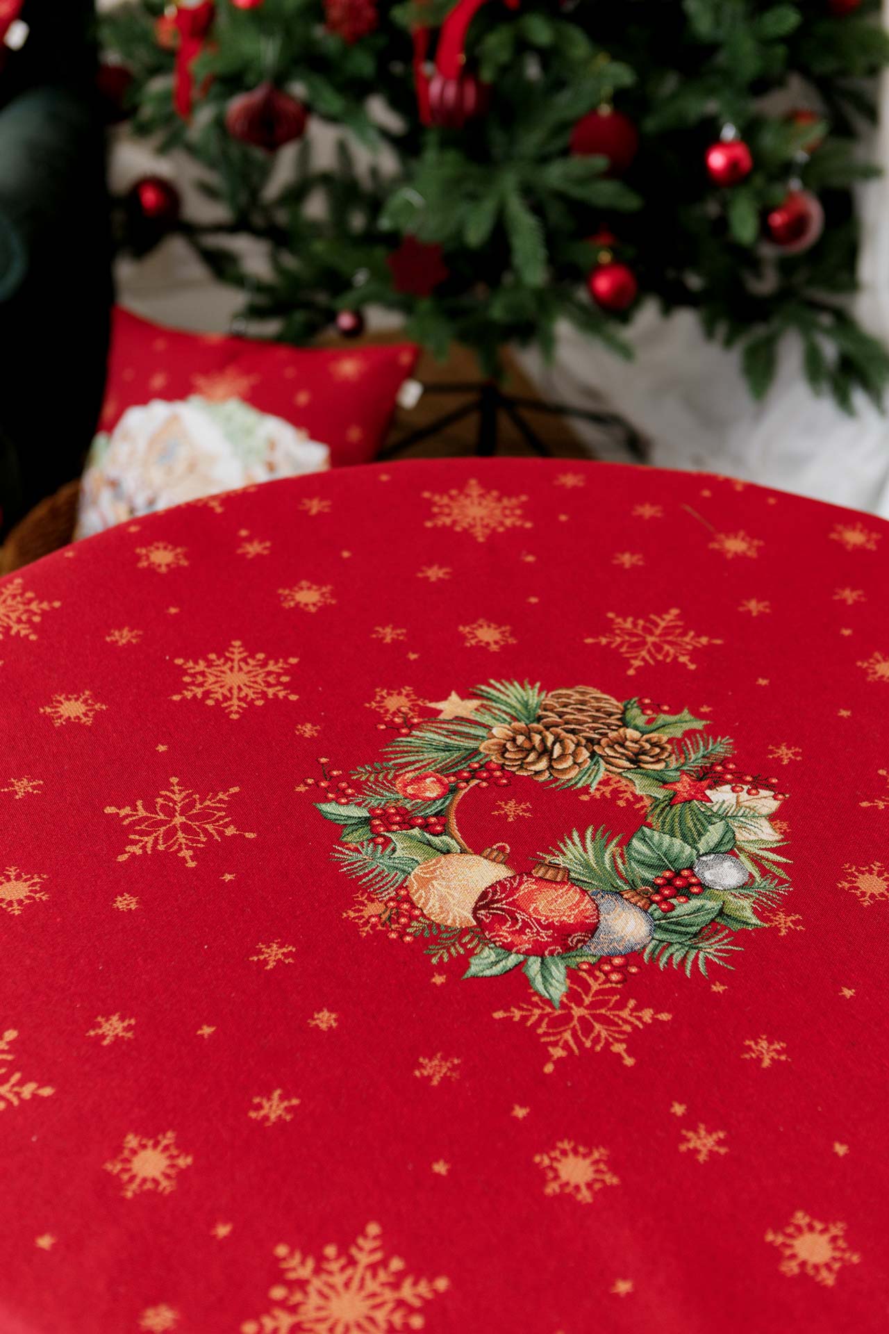 Premium European tapestry Christmas tablecloth with pine wreath and Santa design