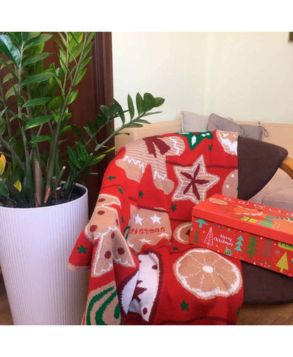 Red Knitted Christmas Blanket With Gingerbread Man Pattern | Festive Home Decor, Bedroom Textile, Holiday Present Idea For Family And Friends