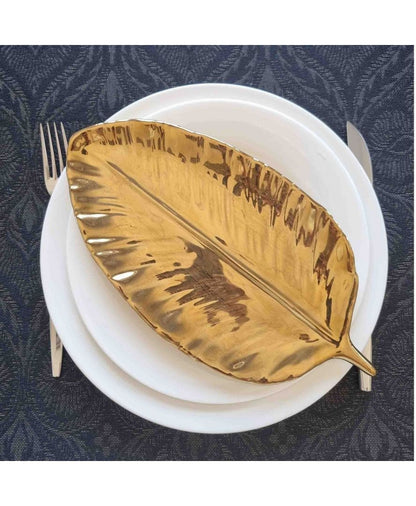 Baroque Style Tapestry Pillowcase With Golden Chains Pattern | White, Gold And Black Cotton Pillow Cover, Luxury Textile, Home Decor.