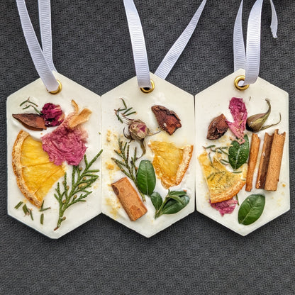 🌿 Aromatherapy Wax Sachet with Dried Flowers | Natural Air Freshener | Eco-Friendly Home Fragrance Gift