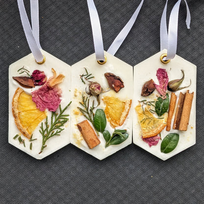 🌿 Aromatherapy Wax Sachet with Dried Flowers | Natural Air Freshener | Eco-Friendly Home Fragrance Gift